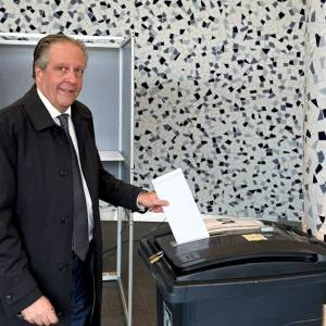 Delftse politici gaan naar het kieslokaal: ‘Stemmen is een feestje!’