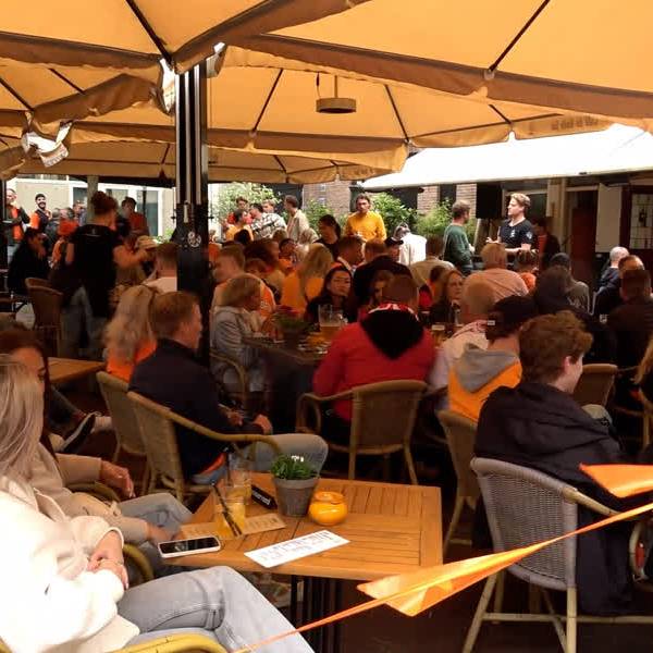 Delftse cafés kleuren oranje tijdens EK in Duitsland