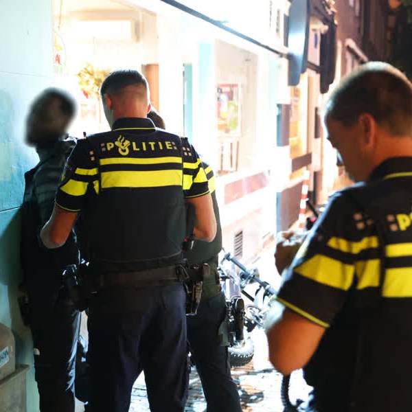 Man raakt bewusteloos bij mishandeling in Peperstraat, verdachte aangehouden