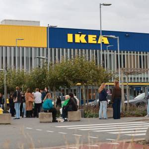 IKEA Delft tijdelijk ontruimd door mogelijke brand in parkeergarage