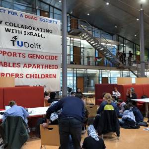 Studenten blijven kritisch op samenwerkingsstop TU Delft en Israël: “Nog veel werk te doen”