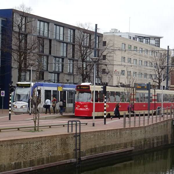 Met de tram naar de City Pier City Loop