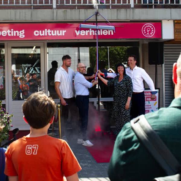 Tanthof heeft na vijftien jaar weer een bibliotheek