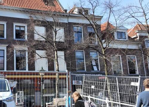 Deel plafond bakkerij Van Maanen ingestort na brand Nieuwstraat