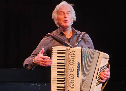 Oud-journalist en muzikant Henk de Kat overleden