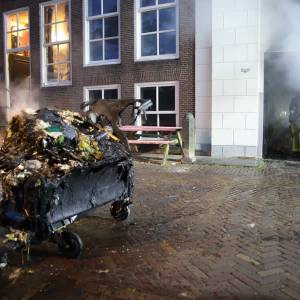 Brand aan Oude Delft jaagt studenten midden in de nacht hun bed uit