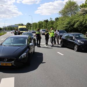 Gewonde bij kop-staartbotsing op Kruithuisweg in Delft