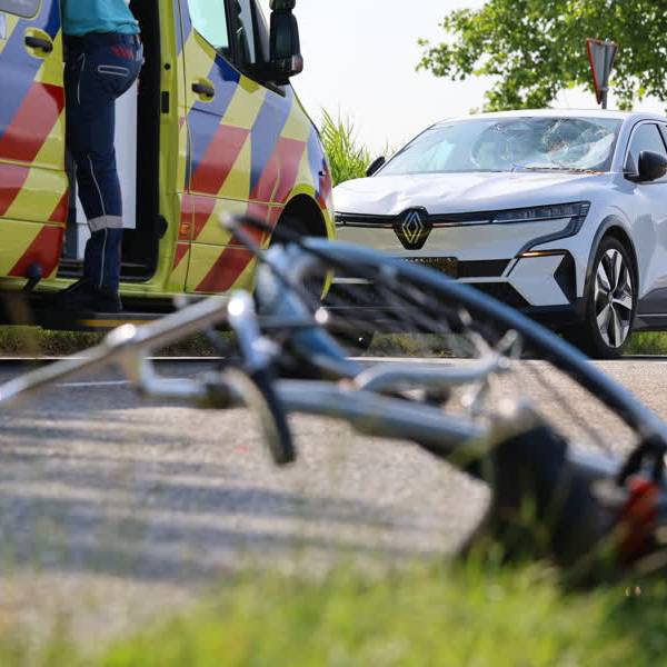 Fietser ernstig gewond na aanrijding met auto in Wippolder