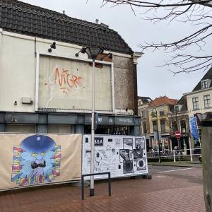 Hoe 'de poort van Delft' jarenlang verloederde: 'bouwplannen maken duurt lang'