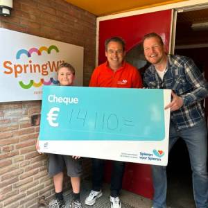 Delftse basisschool haalt 14.110 euro op voor Stichting Spieren voor Spieren