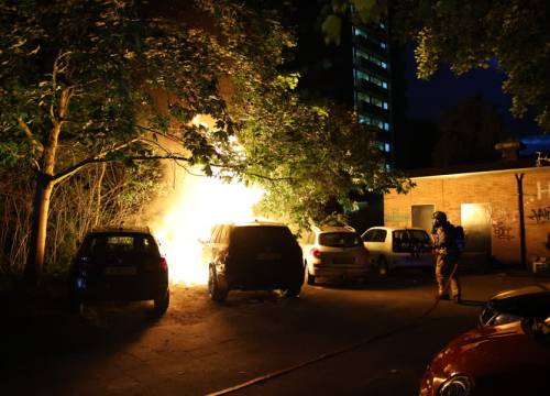 Opnieuw autobranden in Vrijenban, vermoedelijk brandstichting