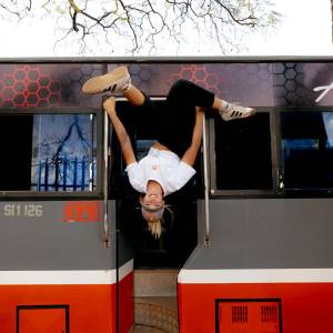 Delftse freerunner Noa (20) wint twee keer goud op internationale competitie