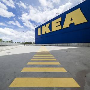 IKEA stopt na 70 jaar én veel controverse met catalogus, Delft laatste bezorggebied