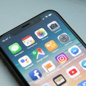 Deze app moet je verwijderen als je op vakantie gaat: 'Boetes van meer dan 1000 euro'