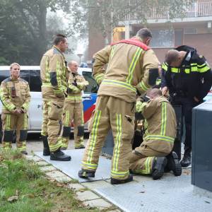 Hulpdiensten massaal uitgerukt vanwege melding 'baby in ondergrondse container Delft'