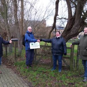 Buurtbewoners gaan schapenweide Laan van Groenewegen beheren