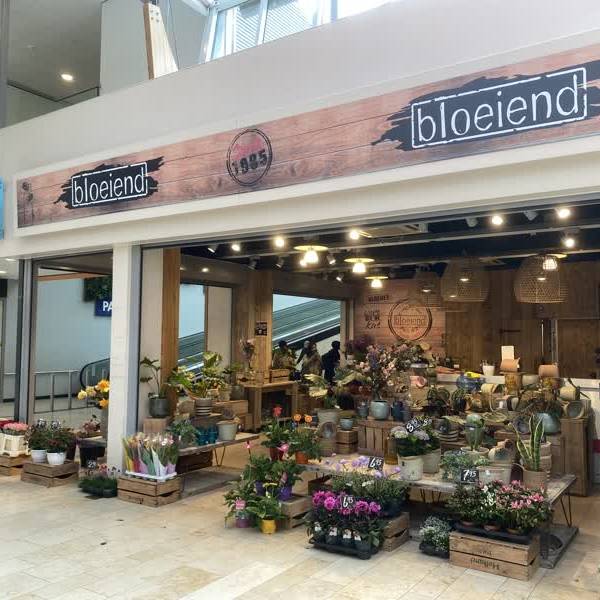 Bloemenwinkel Bloeiend in De Hoven failliet: 