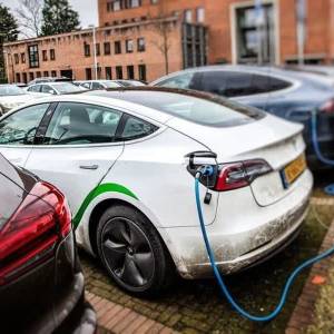 Delftenaren vaker op zoek naar elektrische auto dan gemiddeld in Nederland